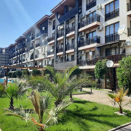 Апатаменти За Гости Sunshine И Glory Apartment Sveti Vlas Bagian luar foto