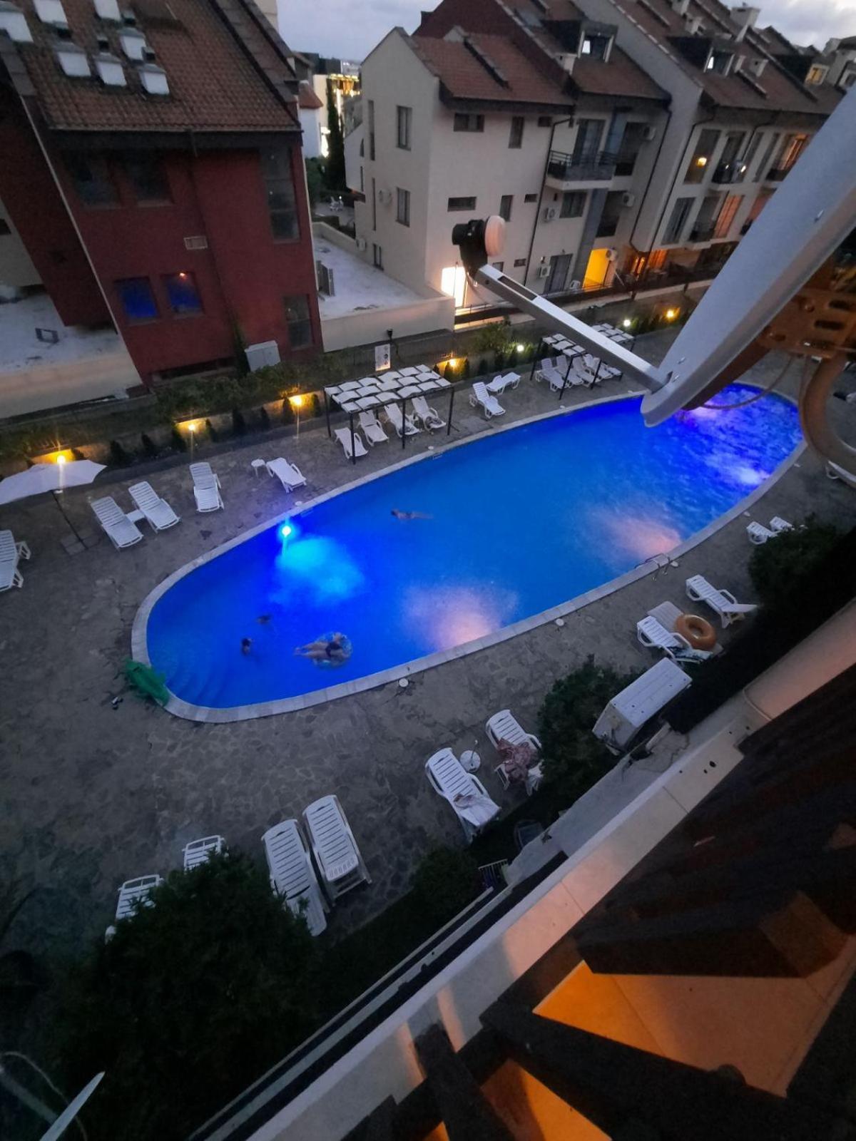 Апатаменти За Гости Sunshine И Glory Apartment Sveti Vlas Bagian luar foto