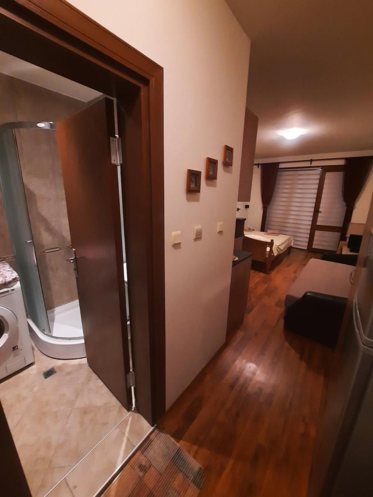 Апатаменти За Гости Sunshine И Glory Apartment Sveti Vlas Bagian luar foto