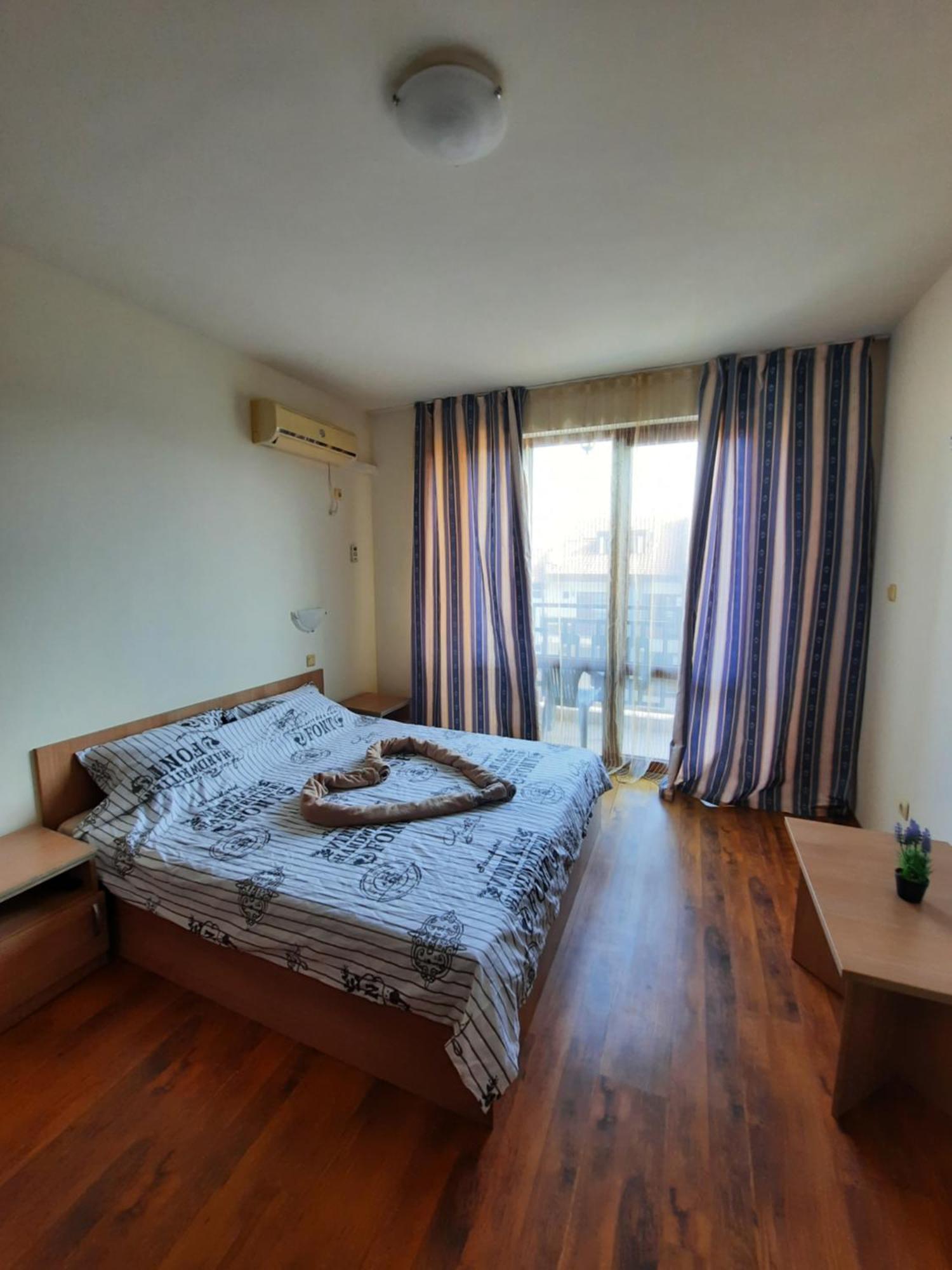 Апатаменти За Гости Sunshine И Glory Apartment Sveti Vlas Bagian luar foto