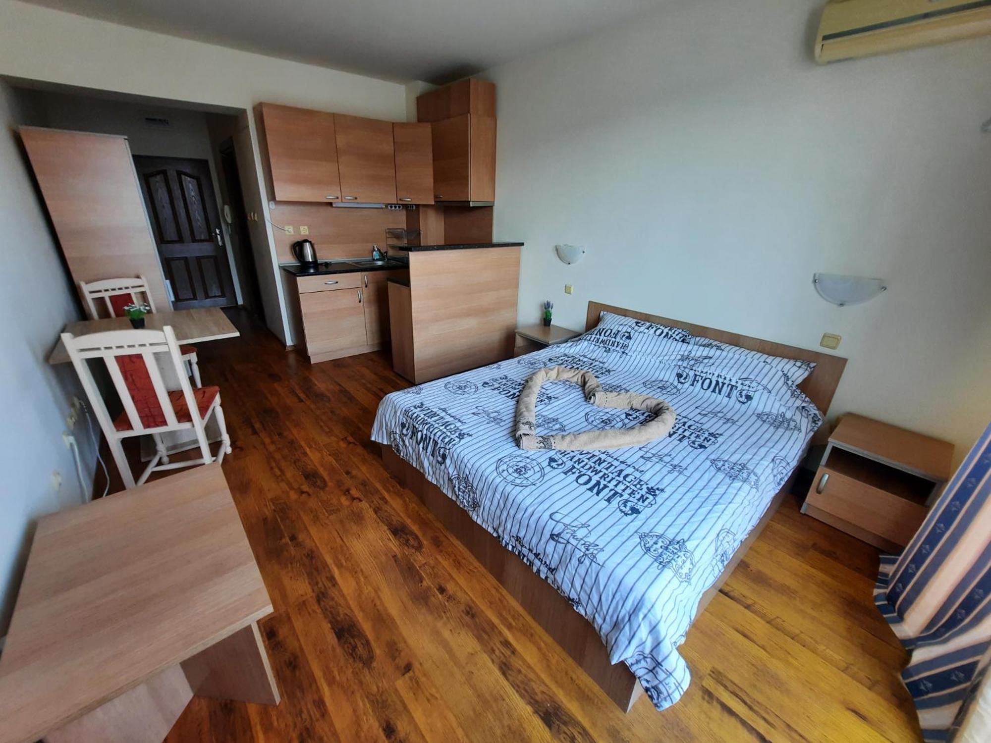 Апатаменти За Гости Sunshine И Glory Apartment Sveti Vlas Bagian luar foto