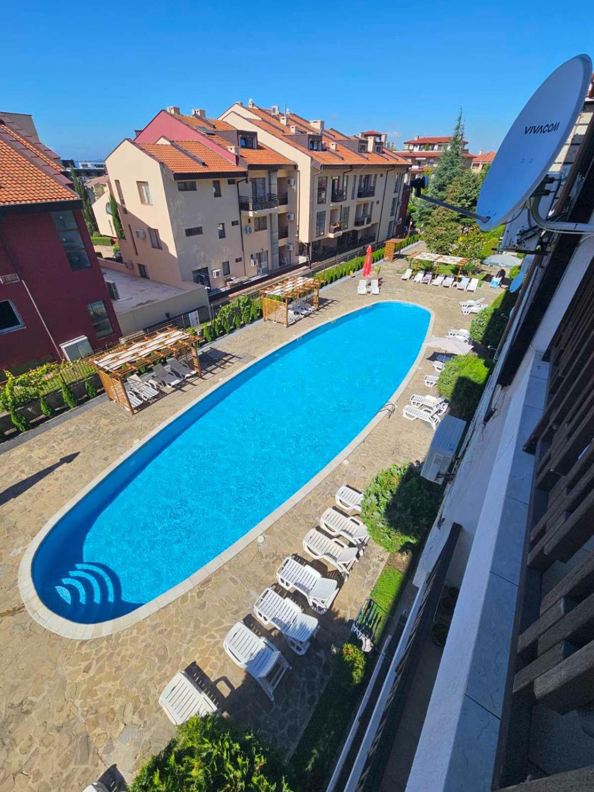 Апатаменти За Гости Sunshine И Glory Apartment Sveti Vlas Bagian luar foto