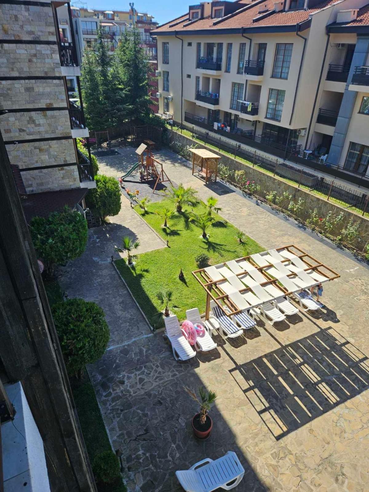 Апатаменти За Гости Sunshine И Glory Apartment Sveti Vlas Bagian luar foto