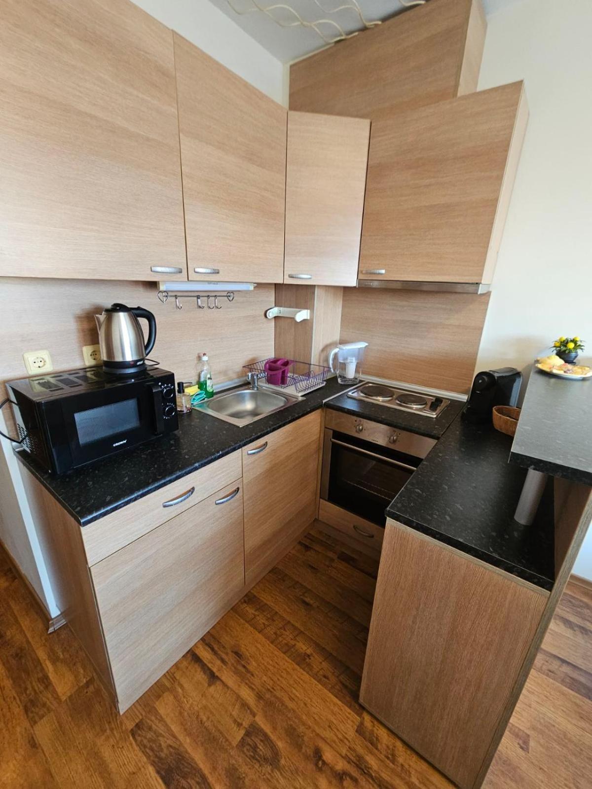Апатаменти За Гости Sunshine И Glory Apartment Sveti Vlas Bagian luar foto