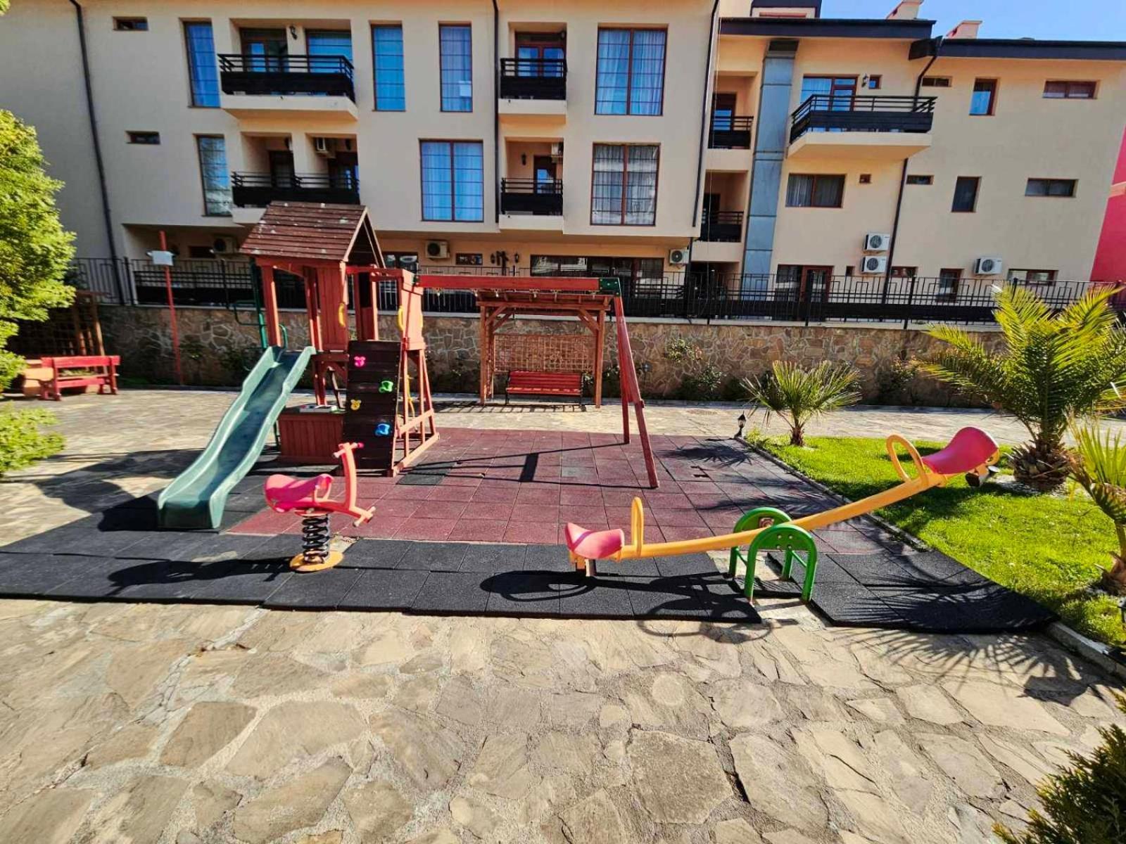 Апатаменти За Гости Sunshine И Glory Apartment Sveti Vlas Bagian luar foto