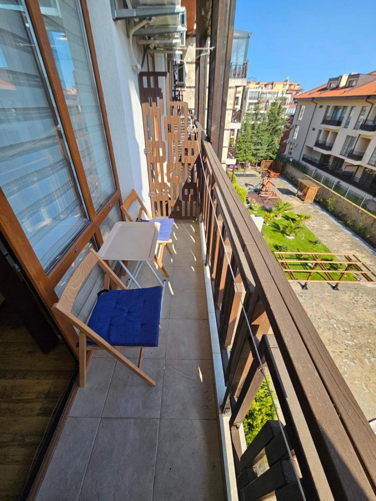 Апатаменти За Гости Sunshine И Glory Apartment Sveti Vlas Bagian luar foto
